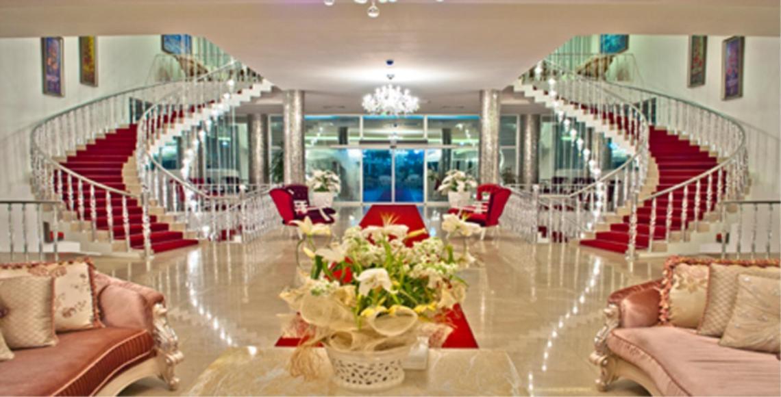 White Palace Hotel ヤロヴァ エクステリア 写真